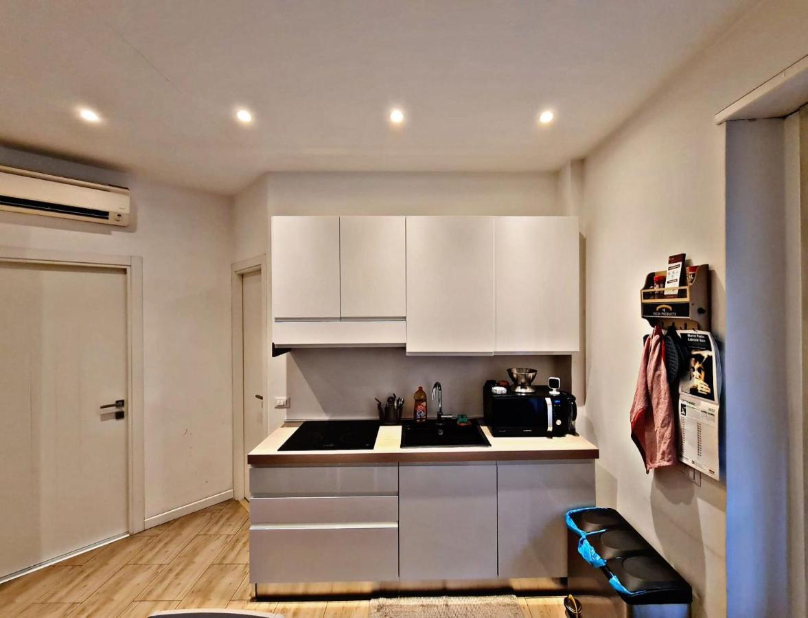 Modern Apartment Cozy Style Рим Екстер'єр фото